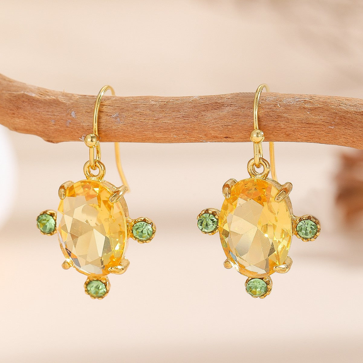 Orecchino affascinante per ogni occasione