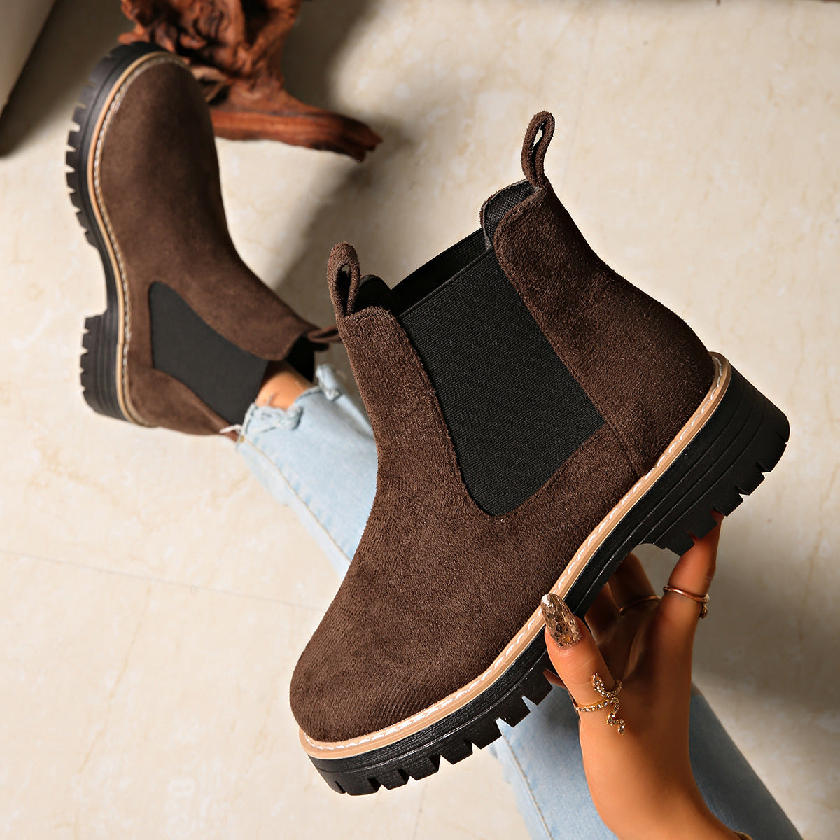 Stivali Ortopediche Aggraziate dal Look Moderno