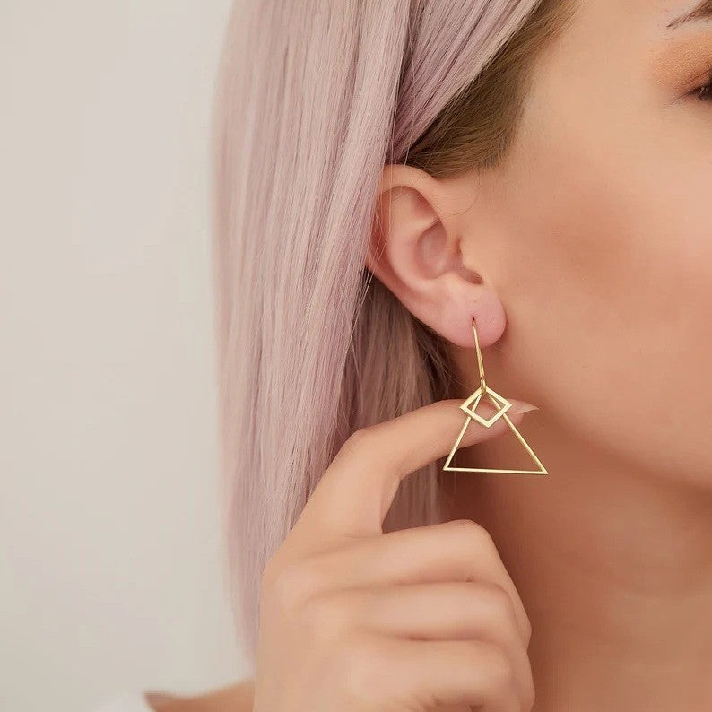 Orecchino bellissimo con stile unico