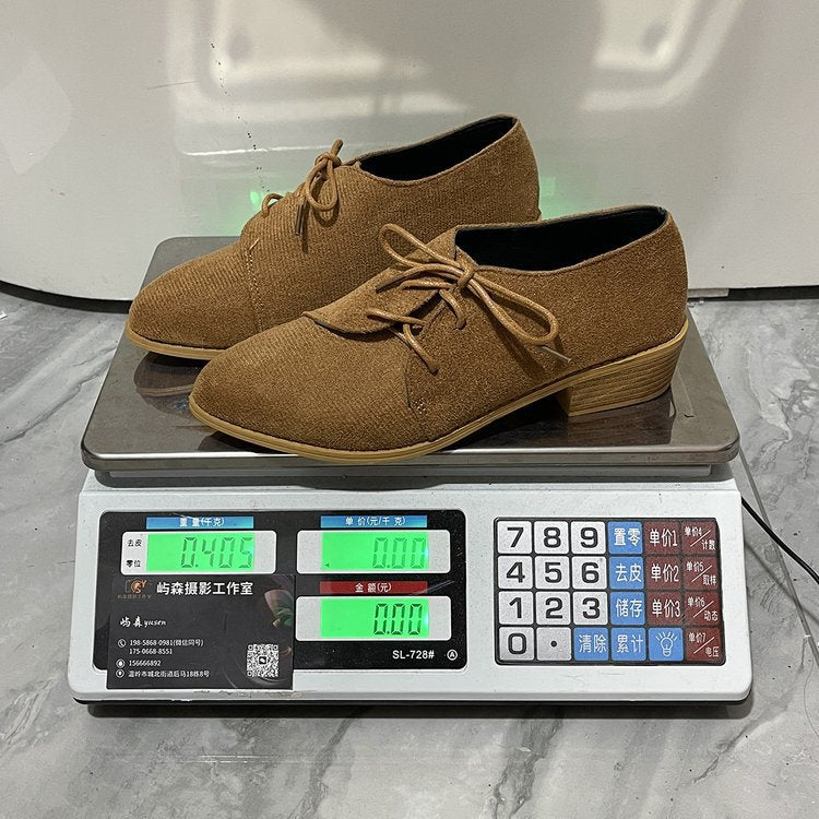 Scarpe Ortopediche Aggraziate dal Look Moderno