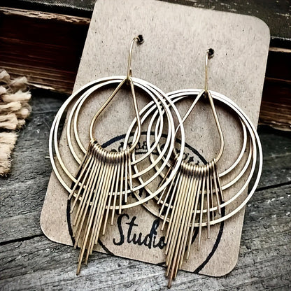 Orecchino classico dal fascino senza tempo