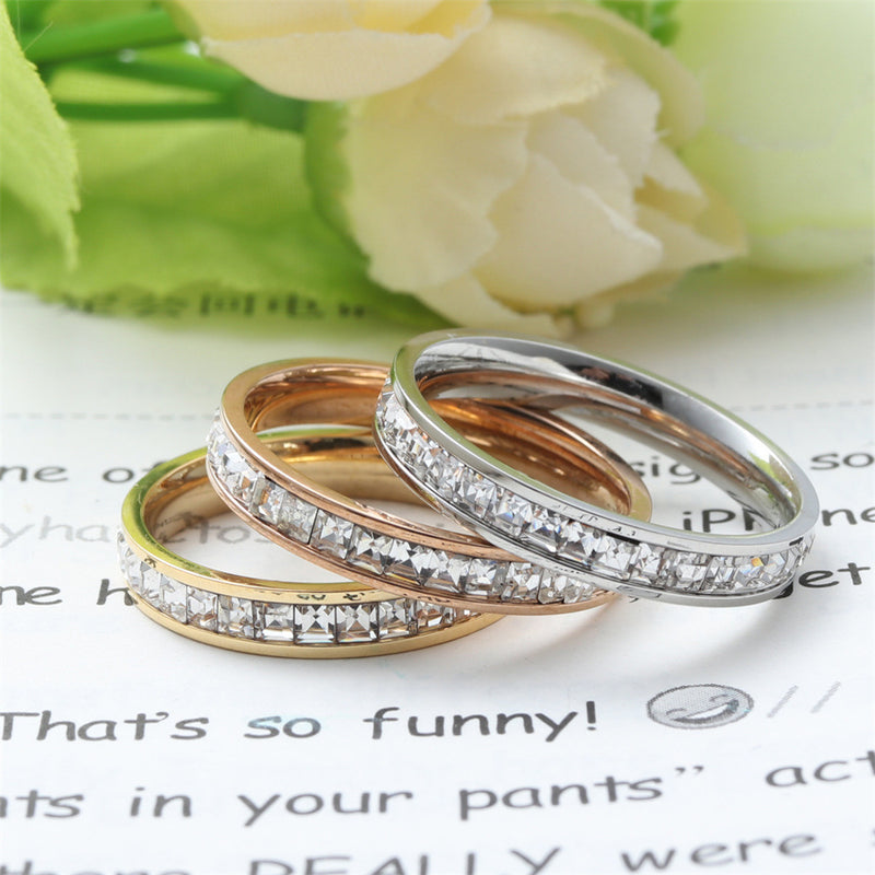 Anello artigianale delicato