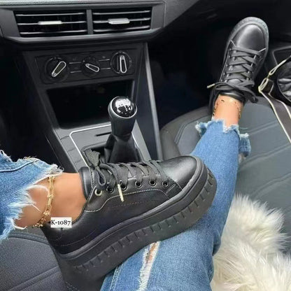 Scarpe Ortopediche Aggraziate dal Look Moderno