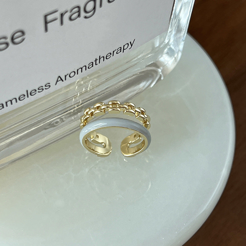 Anello affascinante per ogni occasione