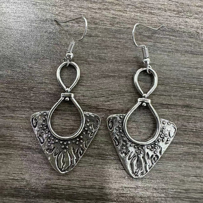 Orecchino vintage fatto a mano