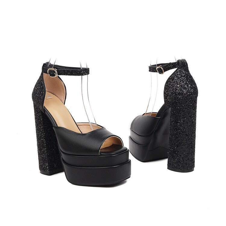 Sandali Ortopediche Aggraziate dal Look Moderno