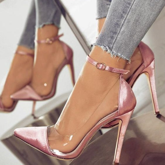 Scarpe Ortopediche Aggraziate dal Look Moderno