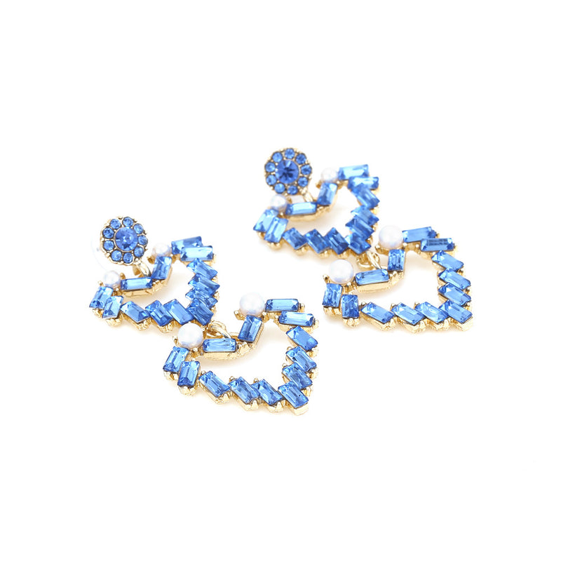 Orecchino romantico per momenti speciali