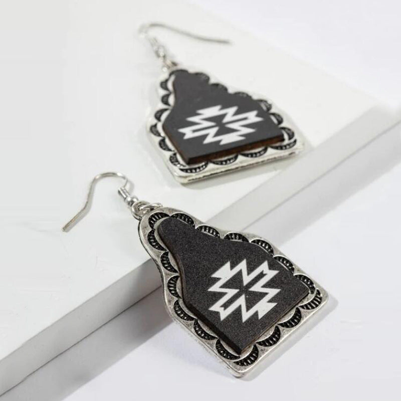 Orecchino classico dal fascino senza tempo