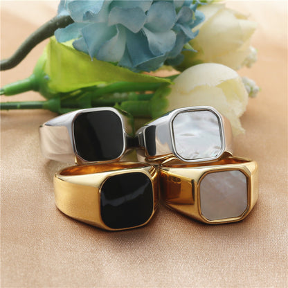 Anello bellissimo con stile unico