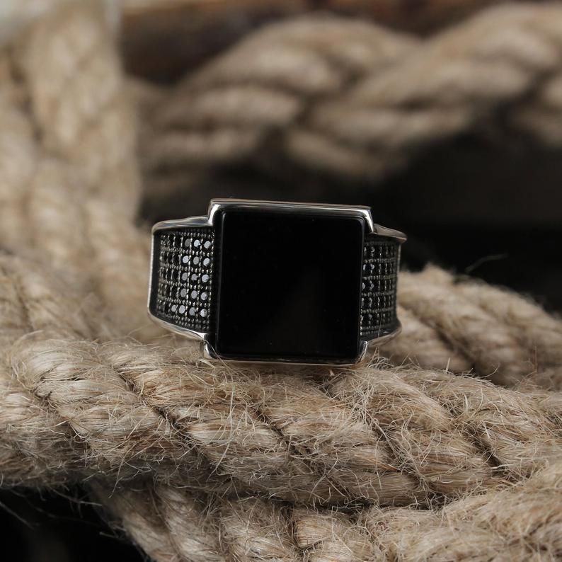 Anello stupendo per uso quotidiano