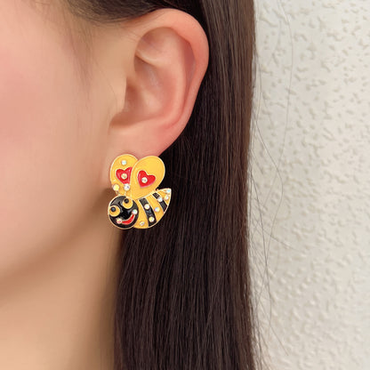 Orecchino stupendo per uso quotidiano