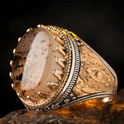 Anello classico dal fascino senza tempo