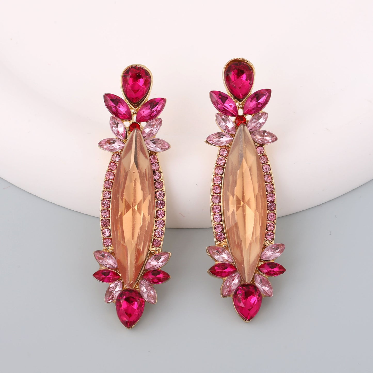 Orecchino romantico per momenti speciali