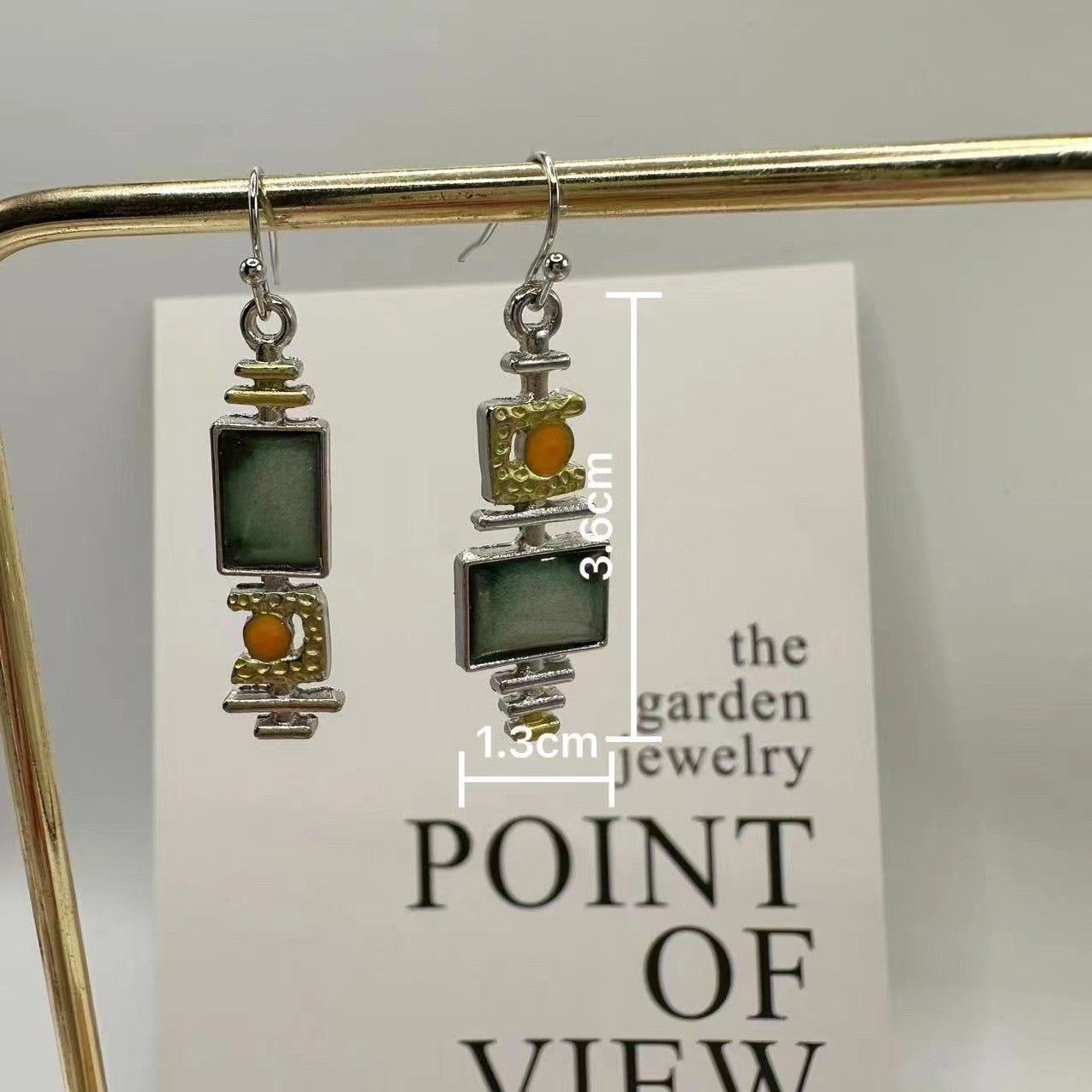 Orecchino elegante per ogni occasione