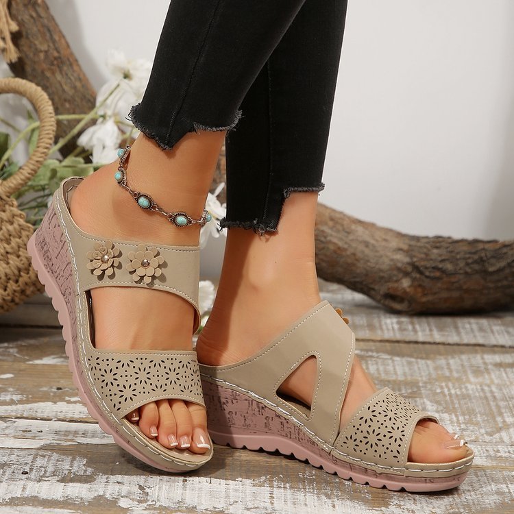 Sandali Ortopediche Aggraziate dal Look Moderno