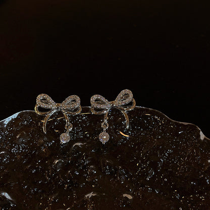 Orecchino romantico per momenti speciali