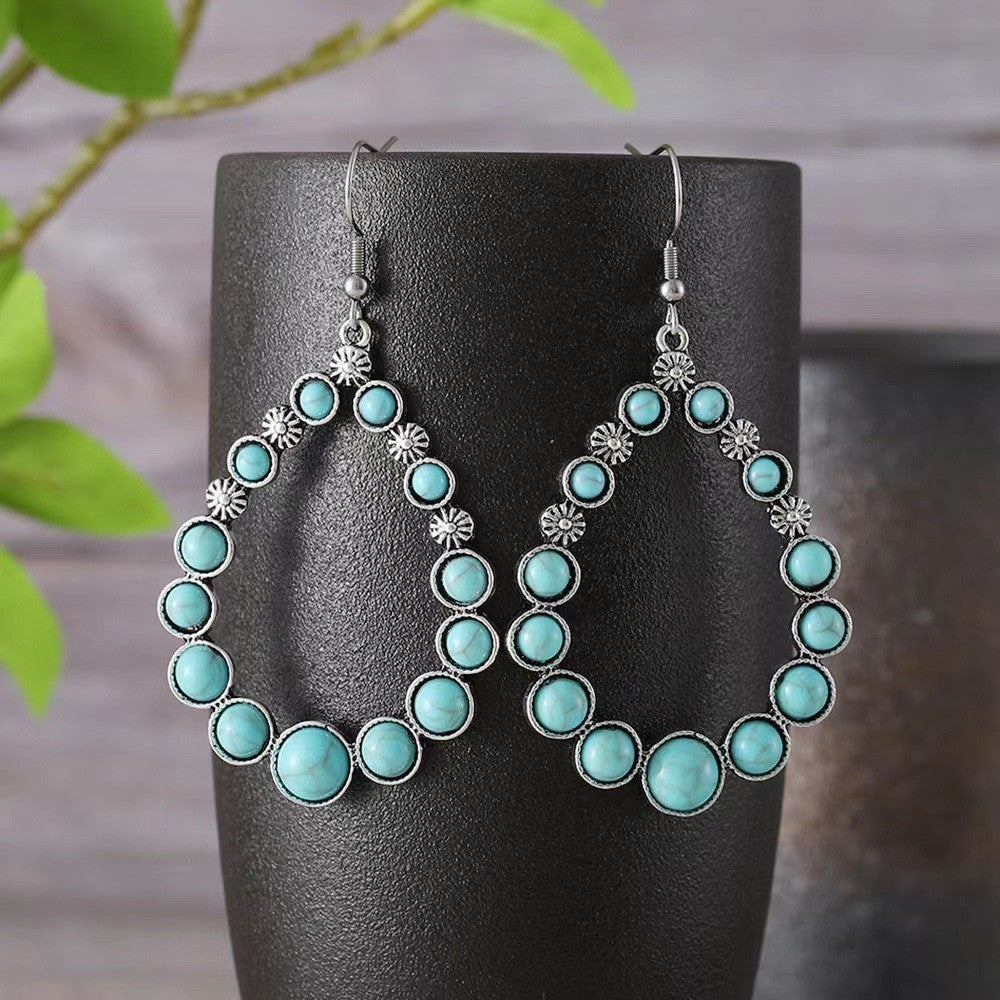 Orecchino classico dal fascino senza tempo