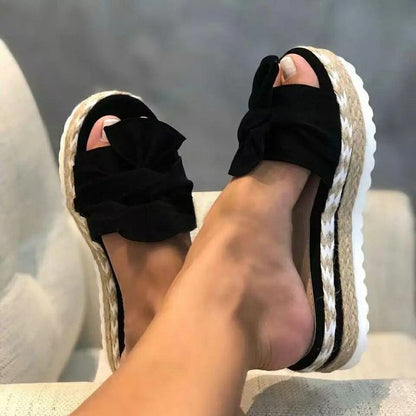 Sandali Ortopediche Aggraziate dal Look Moderno