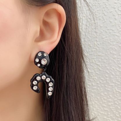 Orecchino bellissimo con stile unico