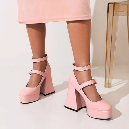 Scarpe Ortopediche Aggraziate dal Look Moderno