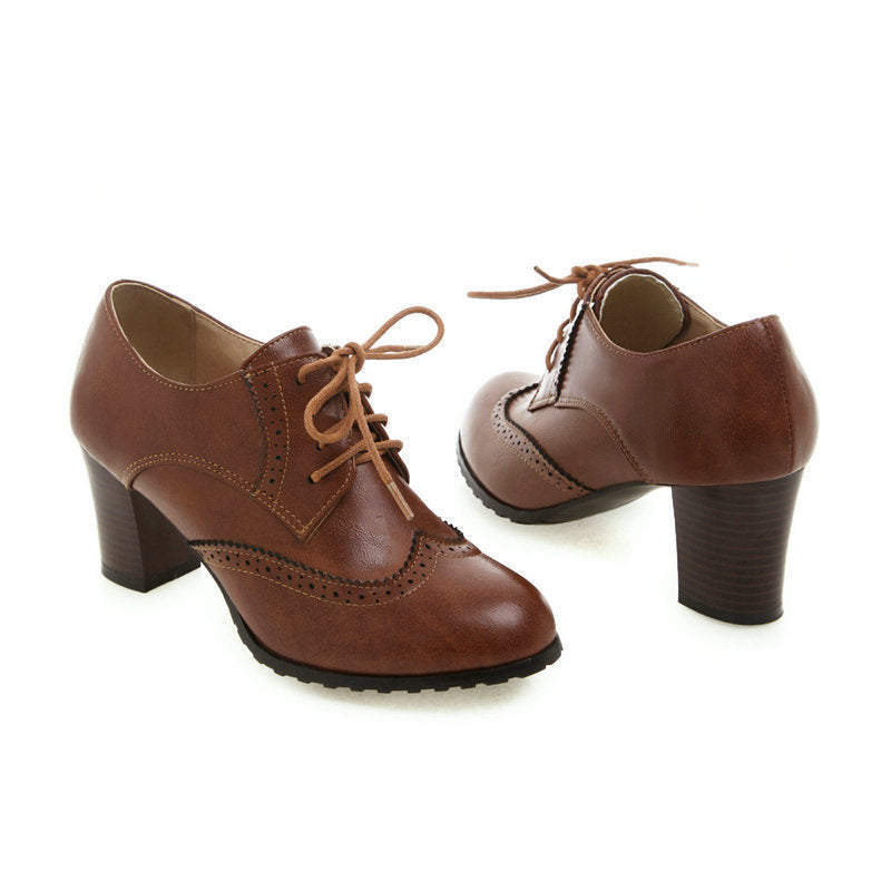 Scarpe Ortopediche Aggraziate dal Look Moderno