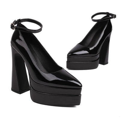 Scarpe Ortopediche Aggraziate dal Look Moderno