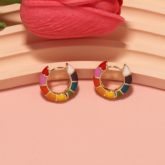 Orecchino artigianale delicato