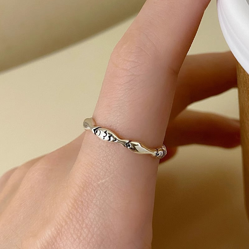 Anello bellissimo con stile unico