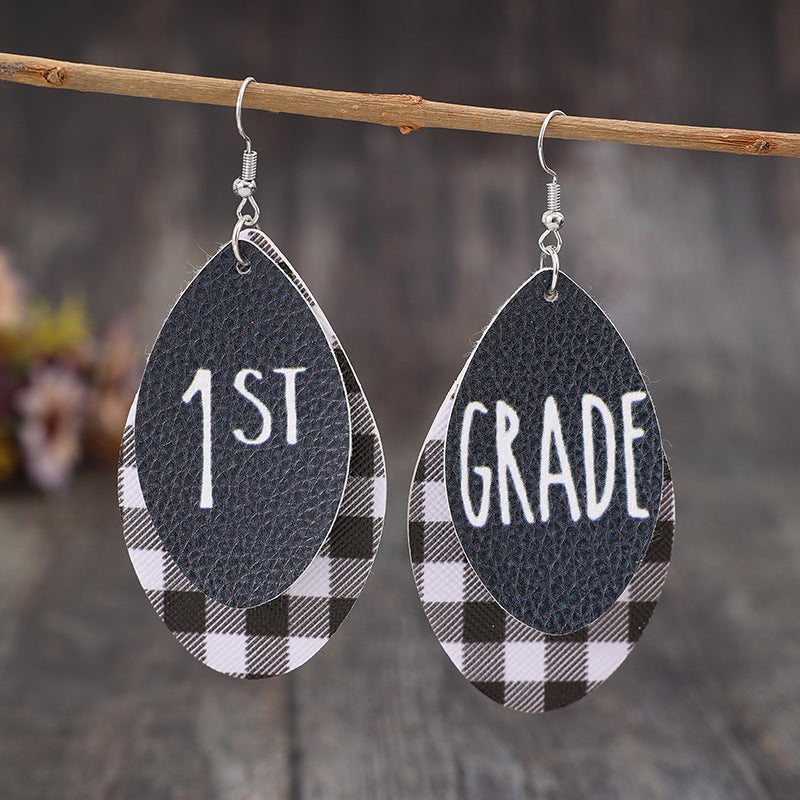 Orecchino artigianale delicato