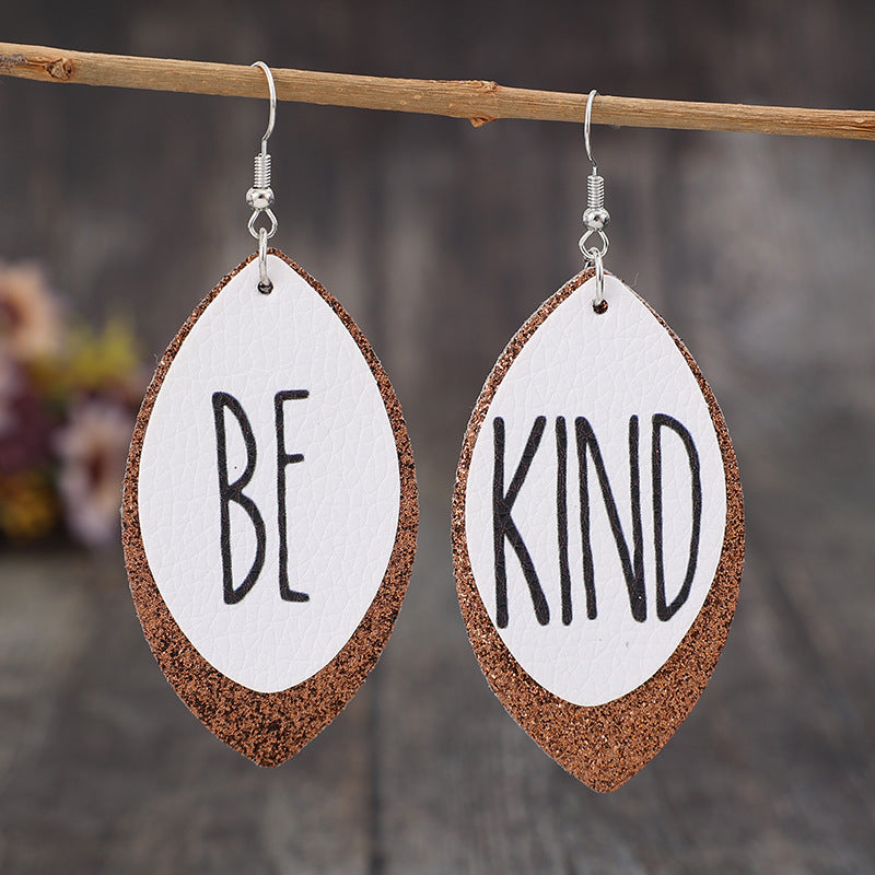 Orecchino artigianale delicato