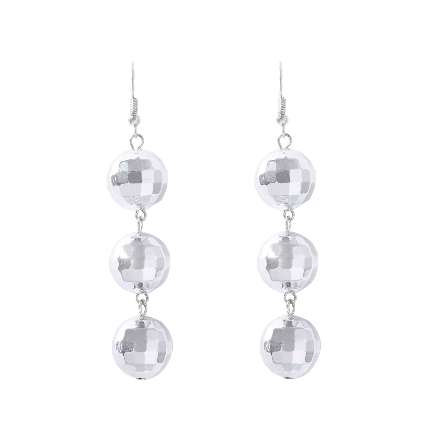 Orecchino artigianale delicato