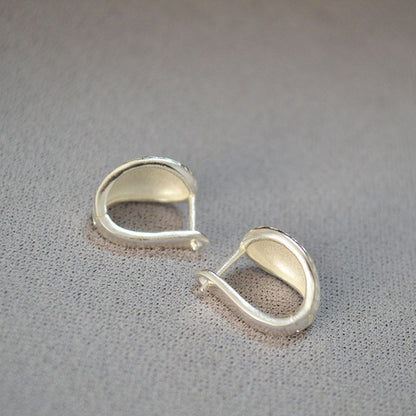 Argento Orecchino artigianale delicato