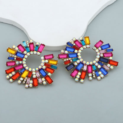 Orecchino bellissimo con stile unico