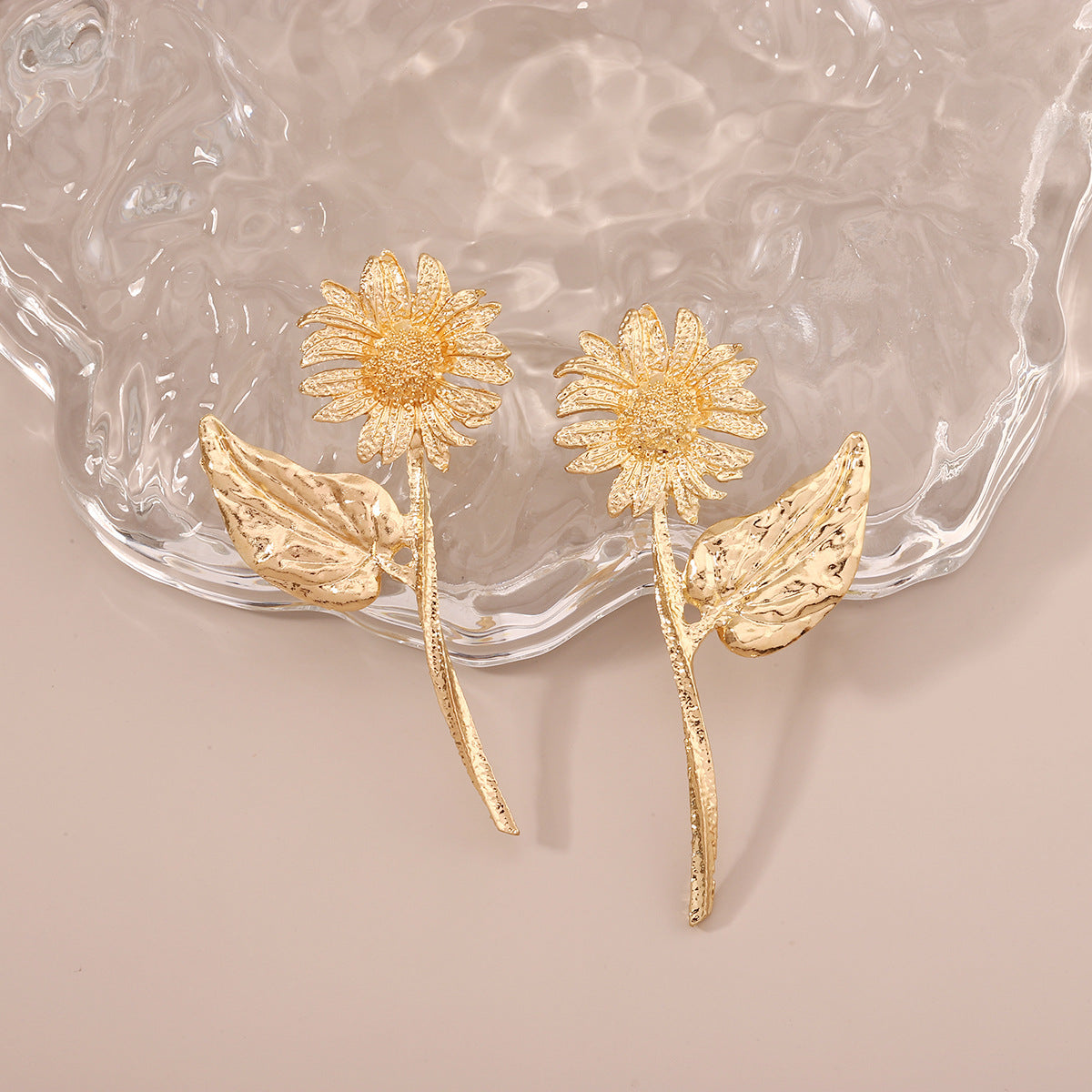 Orecchino affascinante per ogni occasione