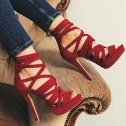 Sandali Ortopediche Aggraziate dal Look Moderno