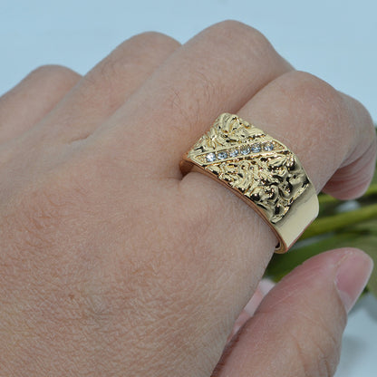 Anello classico dal fascino senza tempo