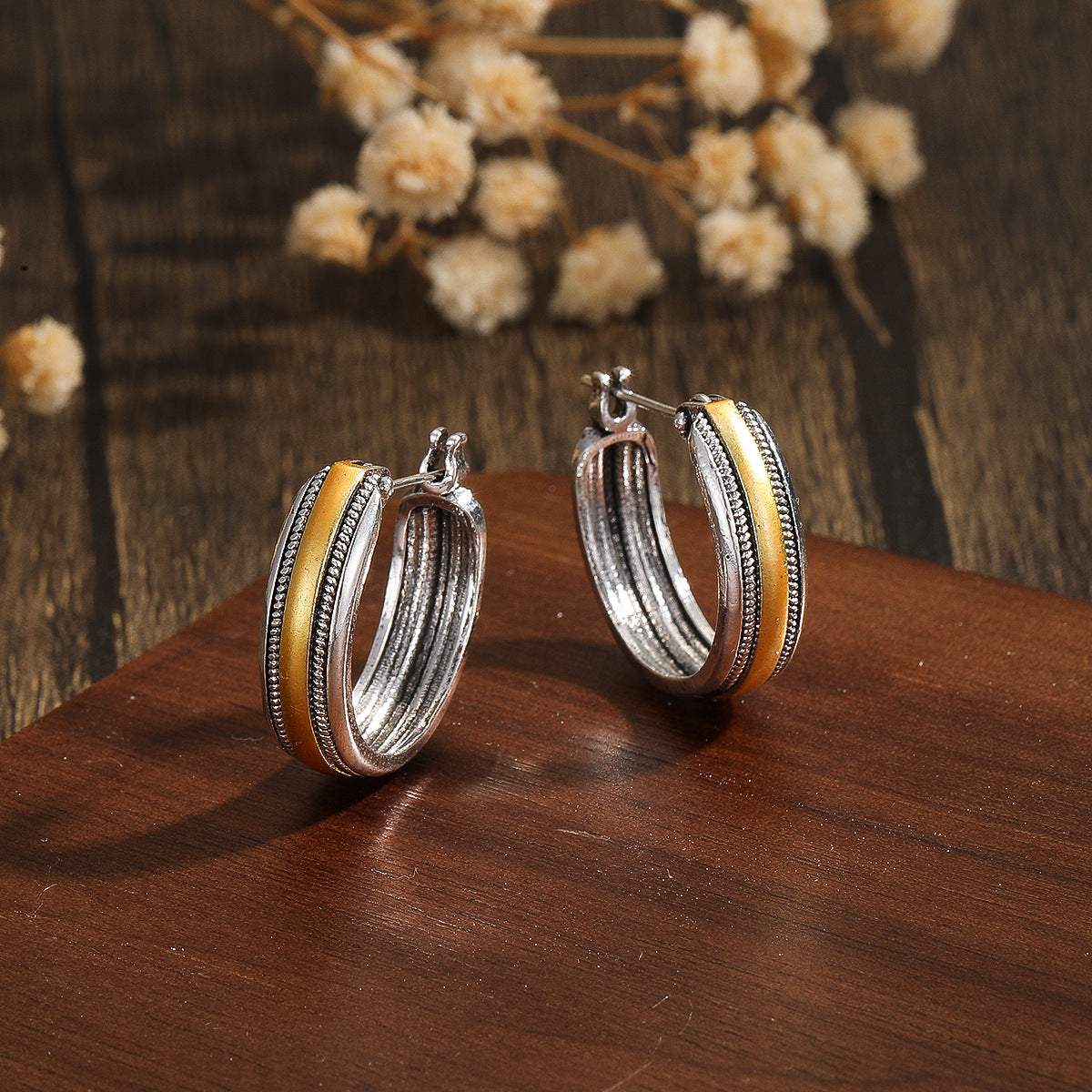 Orecchino bellissimo con stile unico