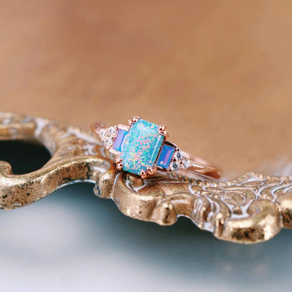 Anello artigianale delicato