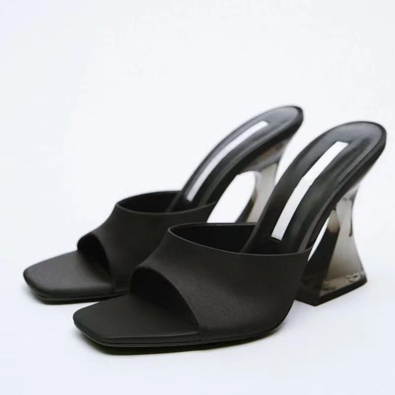 Sandali Ortopediche Aggraziate dal Look Moderno
