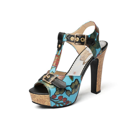 Sandali Ortopediche Aggraziate dal Look Moderno