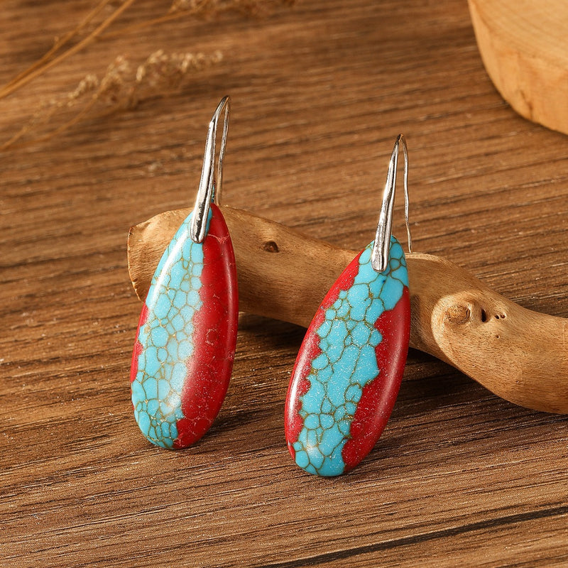 Orecchino artigianale delicato