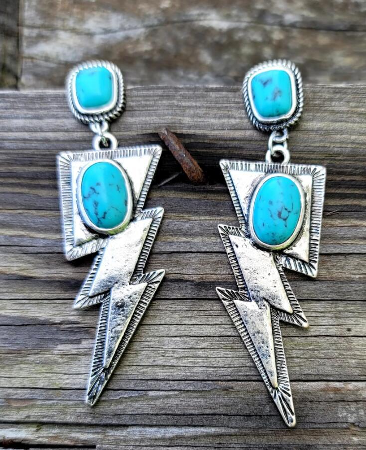 Orecchino classico dal fascino senza tempo