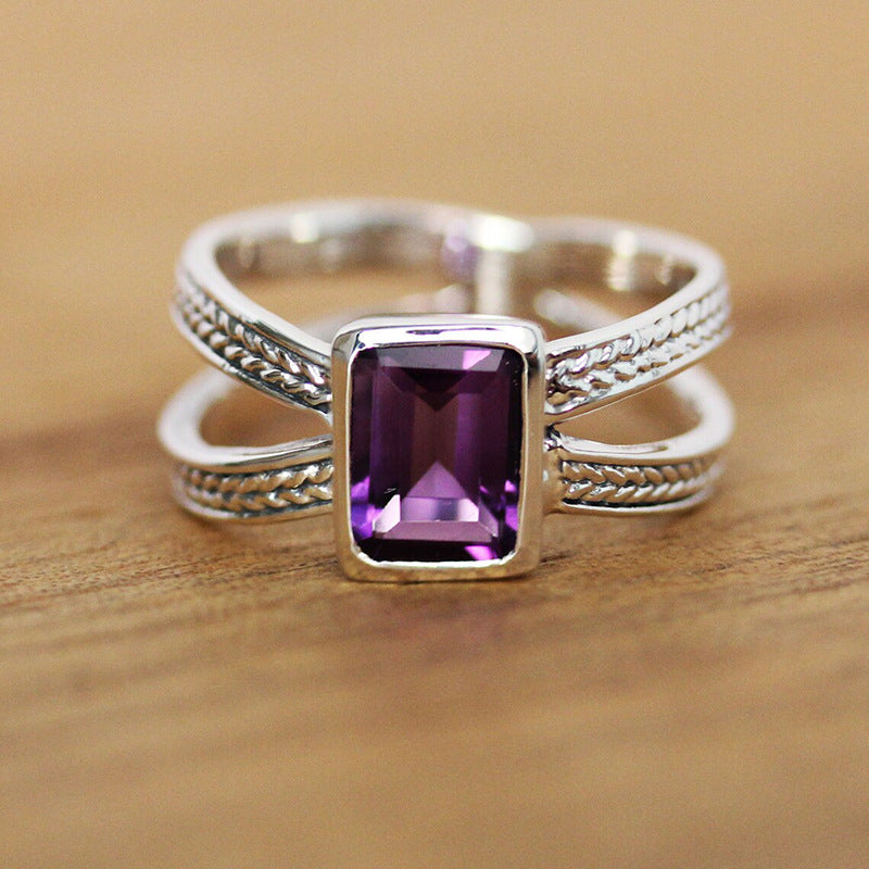 Anello affascinante per ogni occasione