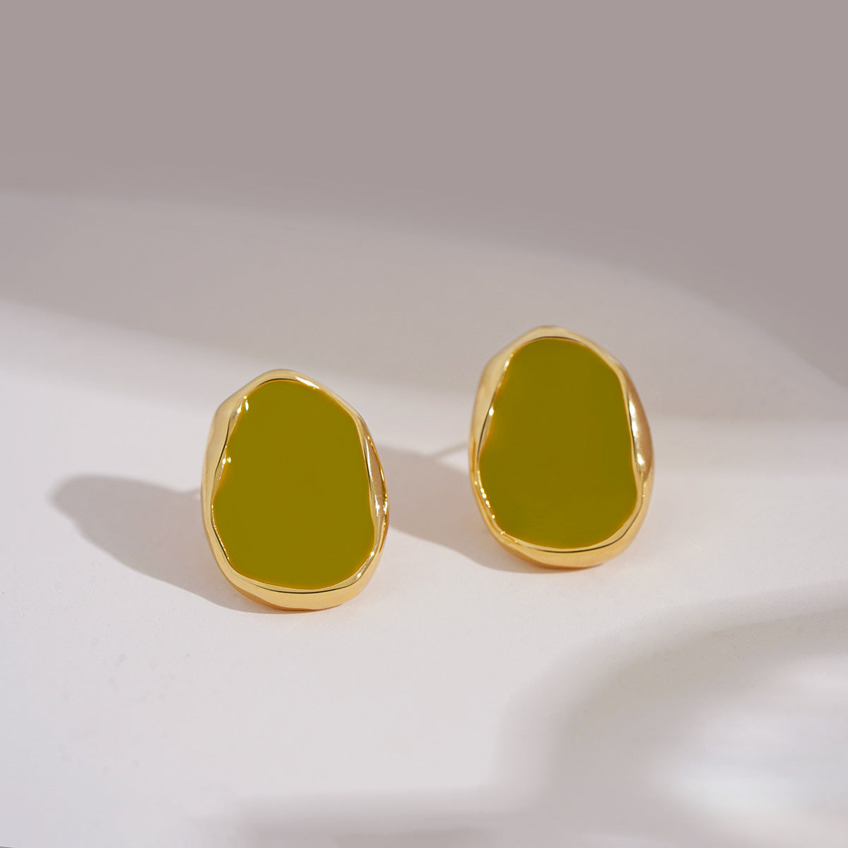 Orecchino stupendo per uso quotidiano