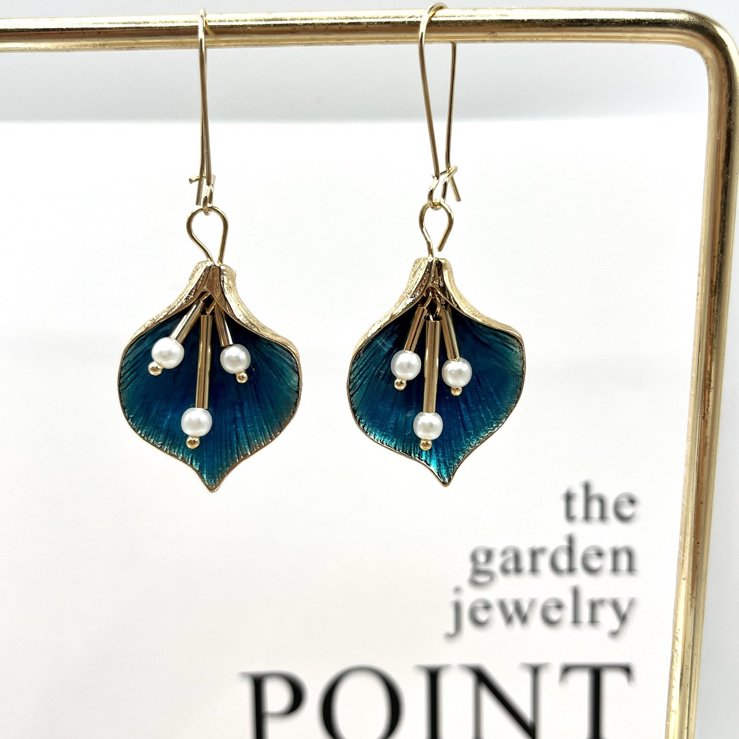 Orecchino romantico per momenti speciali