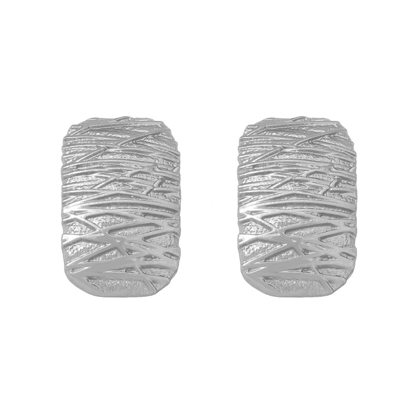 Orecchino artigianale delicato