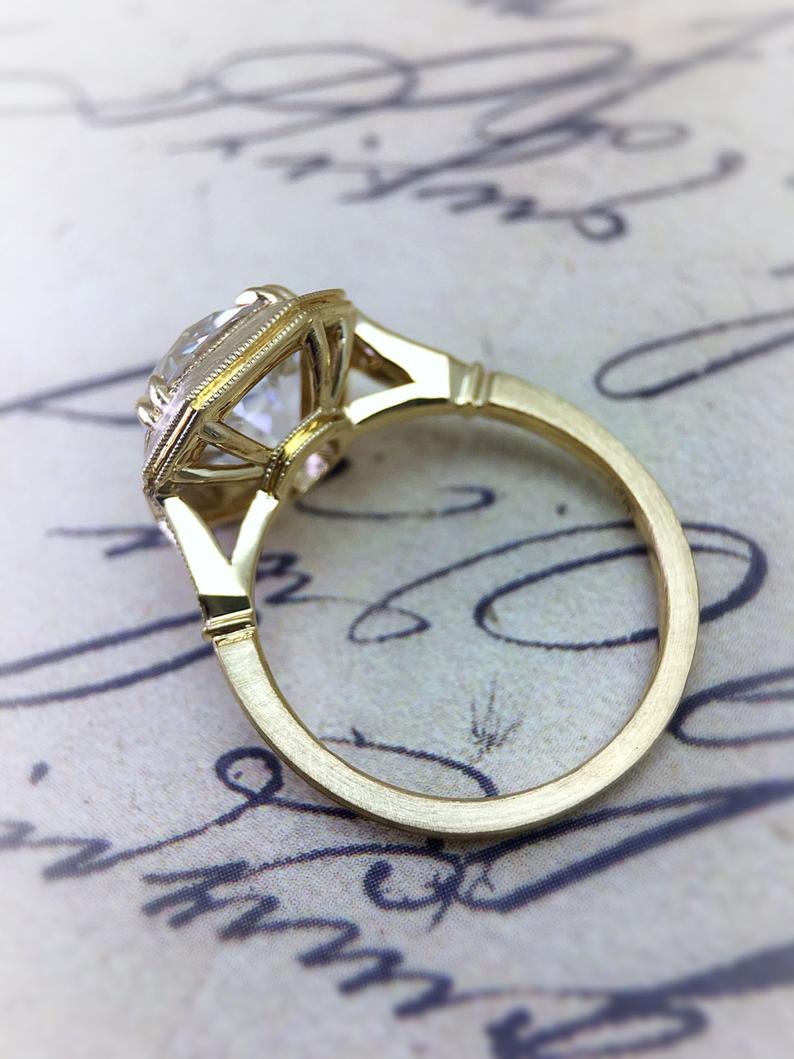 Anello bellissimo con stile unico