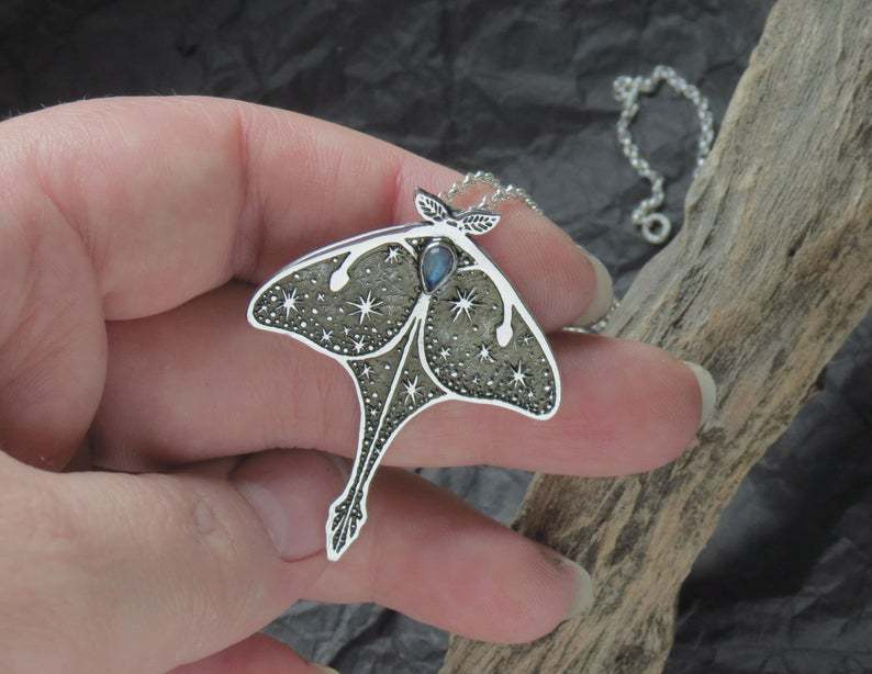 Collana affascinante per ogni occasione