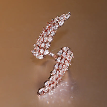 Anello affascinante per ogni occasione